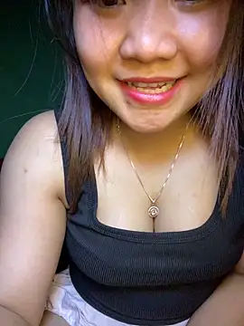 Snapshot of Sunset-yll chatting on February 27, 2026, 10:48 am Sunset-yll online show from February 27, 2026, 10:48 am