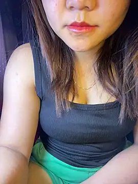 Snapshot of Sunset-yll chatting on February 28, 2026, 10:11 pm Sunset-yll online show from February 28, 2026, 10:11 pm