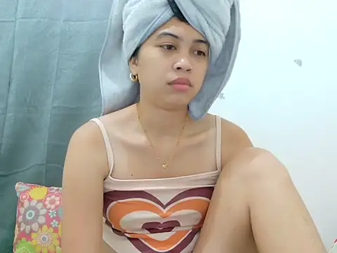 Ursexyasianskinny online show from March 21, 2026, 5:34 am