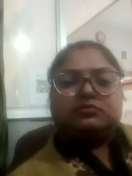 Snapshot of Simran62 chatting on January 16, 2026, 10:08 am Simran62 online show from January 16, 2026, 10:08 am