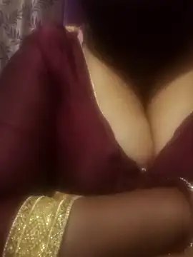 Snapshot of Simran62 chatting on January 17, 2026, 6:55 pm Simran62 online show from January 17, 2026, 6:55 pm