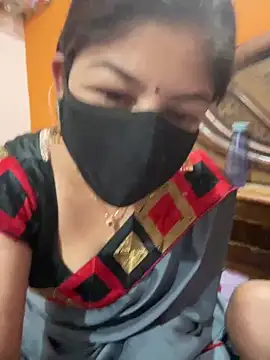 Snapshot of cutestpearl chatting on May 29, 2026, 7:23 pm cutestpearl online show from May 29, 2026, 7:23 pm