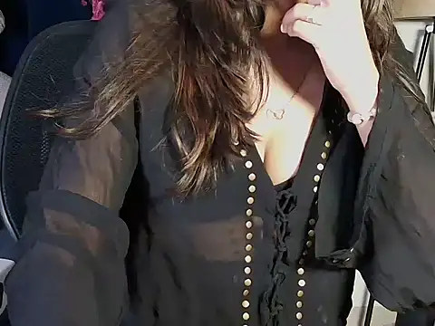 SongBird 01 online show from April 17, 2026, 6:33 pm