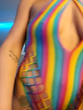 Snapshot of Drowning667 chatting on December 21, 2025, 5:20 pm Drowning667 online show from December 21, 2025, 5:20 pm