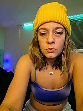 Snapshot of Drowning667 chatting on January 13, 2026, 8:47 pm Drowning667 online show from January 13, 2026, 8:47 pm