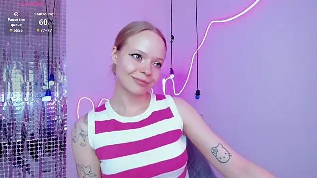 lucy loy online show from December 19, 2025, 2:13 pm