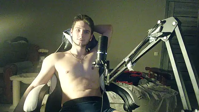 6thfingq online show from December 1, 2025, 3:28 pm