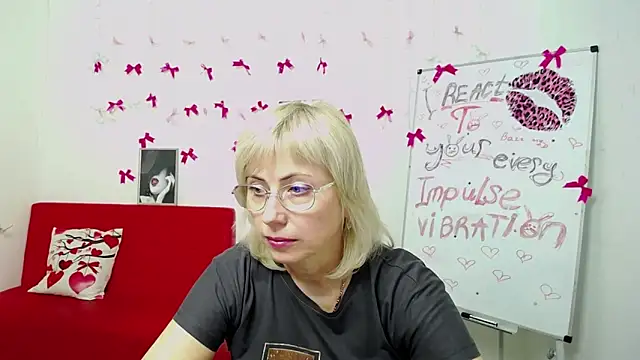 LaurenWishy online show from March 27, 2026, 6:18 pm