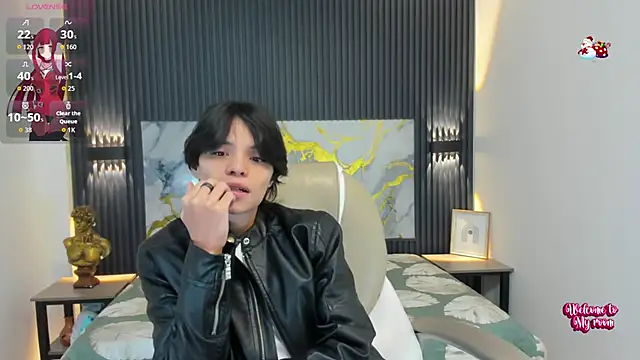 Snapshot of Sylasfrost chatting on November 21, 2025, 7:12 pm Sylasfrost online show from November 21, 2025, 7:12 pm