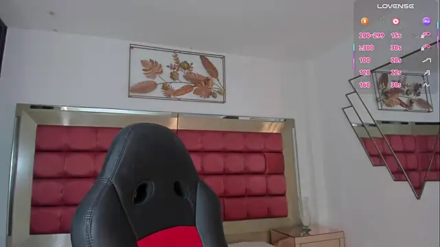 MarieTaylor  online show from December 16, 2025, 6:24 pm