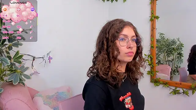 MarieTaylor  online show from March 31, 2026, 6:08 pm