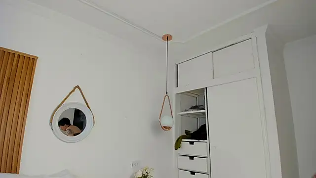 Alaska deluxe online show from March 12, 2026, 9:43 pm