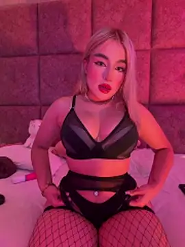 NathalieRoss1 online show from June 2, 2026, 2:30 pm