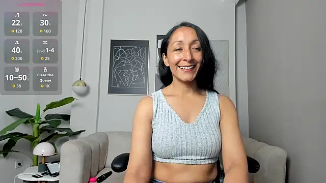 Violet Kumar online show from November 21, 2025, 8:18 pm