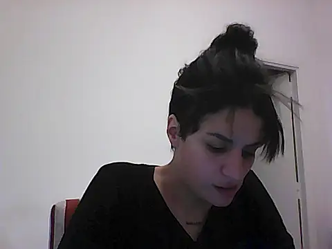 Snapshot of Zoemhot chatting on November 20, 2025, 6:51 pm Zoemhot online show from November 20, 2025, 6:51 pm