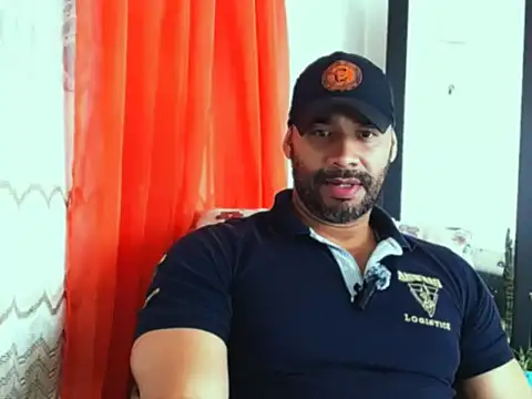 Snapshot of musclehetero chatting on May 16, 2026, 7:56 pm musclehetero online show from May 16, 2026, 7:56 pm