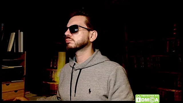 justshutupandwatch online show from December 17, 2025, 9:15 am