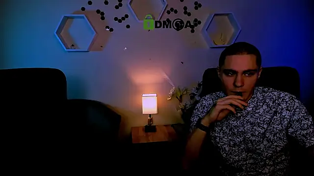 Snapshot of fred_strong chatting on November 21, 2025, 3:33 pm fred strong online show from November 21, 2025, 3:33 pm