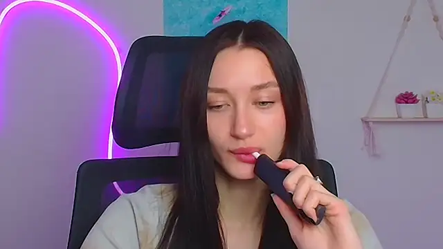 Stella XO online show from April 9, 2026, 6:02 am