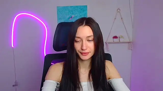 Stella XO online show from April 10, 2026, 5:34 am