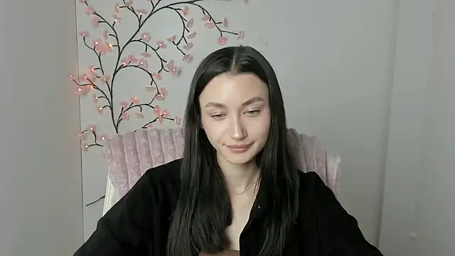 Snapshot of Stella_XO chatting on May 19, 2026, 6:09 am Stella XO online show from May 19, 2026, 6:09 am