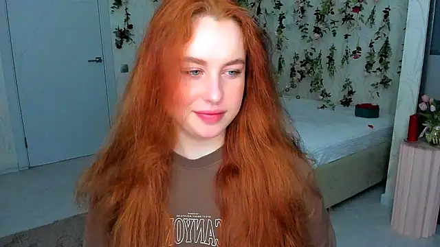 AirySilhouette online show from April 1, 2026, 10:05 am