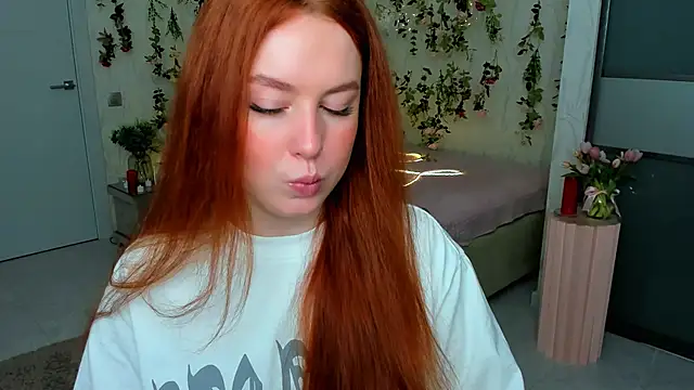 Snapshot of AirySilhouette chatting on May 29, 2026, 1:03 am AirySilhouette online show from May 29, 2026, 1:03 am