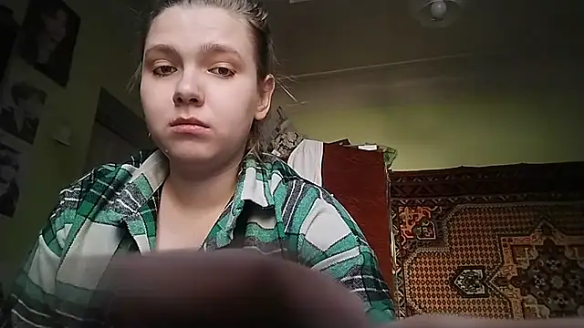 KikiBang online show from March 27, 2026, 10:48 am