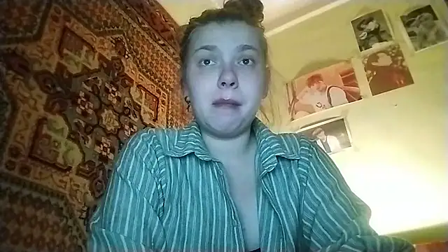 KikiBang online show from April 17, 2026, 7:28 pm