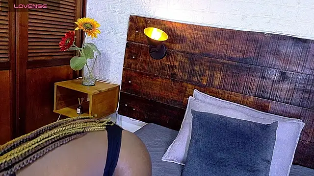 Amy Brunette online show from November 29, 2025, 5:49 pm