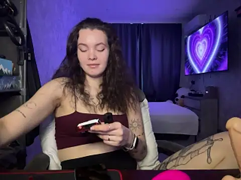 Snapshot of Teresa_Yung chatting on November 21, 2025, 9:08 am Teresa Yung online show from November 21, 2025, 9:08 am