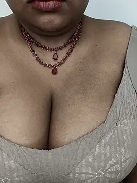 Snapshot of mamtha-tamil chatting on November 23, 2025, 10:37 am mamtha-tamil online show from November 23, 2025, 10:37 am