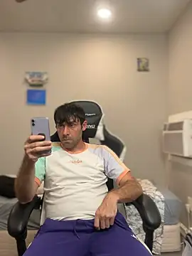 Snapshot of strippingmale1 chatting on July 28, 2026, 8:52 pm strippingmale1 online show from July 28, 2026, 8:52 pm