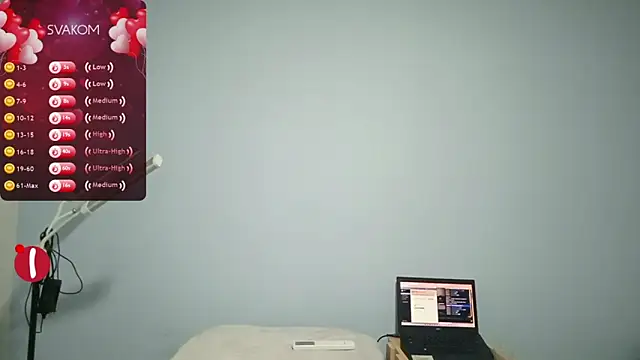 nelielg6 online show from December 20, 2025, 3:13 am