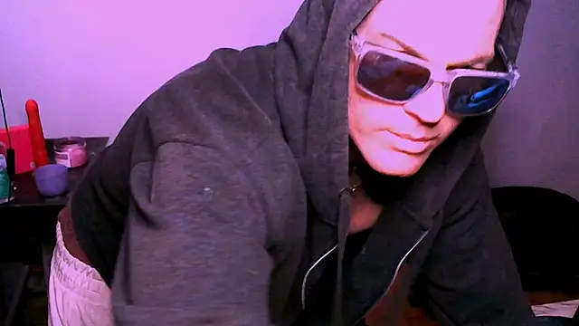 Snapshot of JockNThirsty chatting on March 17, 2026, 12:26 am JockNThirsty online show from March 17, 2026, 12:26 am