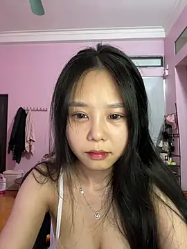 Kiee-lee online show from July 28, 2026, 3:08 pm