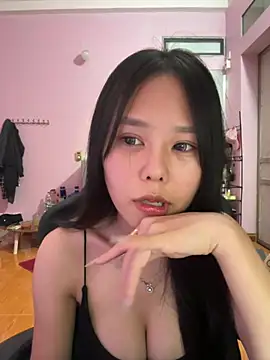 Kiee-lee online show from July 28, 2026, 8:52 pm