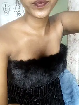 Simran 0011 online show from March 29, 2026, 4:18 pm