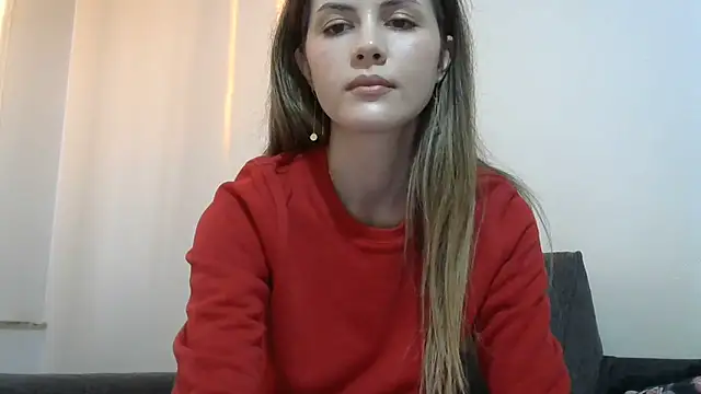 Erii18 online show from December 15, 2025, 2:32 pm