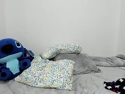 miabelmonte online show from April 9, 2026, 7:41 pm