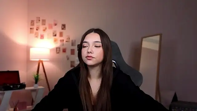 Vexorine online show from January 18, 2026, 7:28 pm