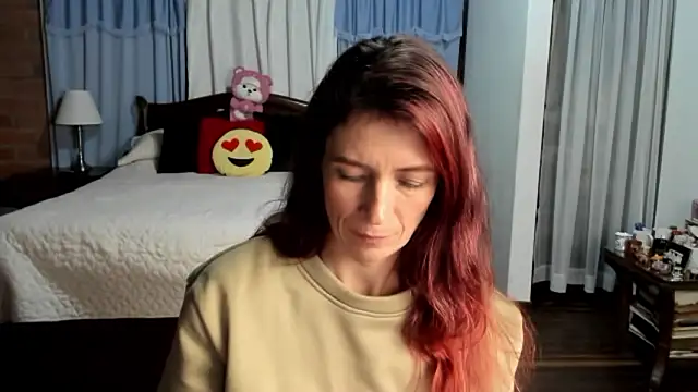 Charlotte-Willson online show from February 3, 2026, 2:53 am