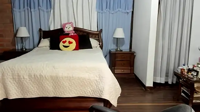 Charlotte-Willson online show from February 6, 2026, 3:00 am