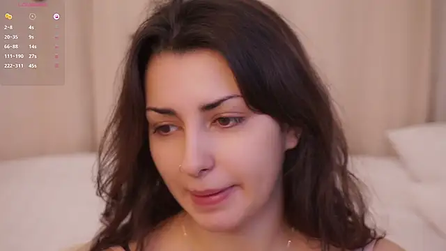 DovieMascall online show from December 3, 2025, 6:32 am