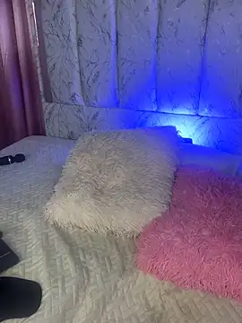 luna-fire online show from March 2, 2026, 5:08 am