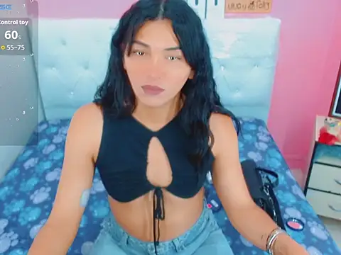 xwetdreamsx online show from February 12, 2026, 8:37 pm