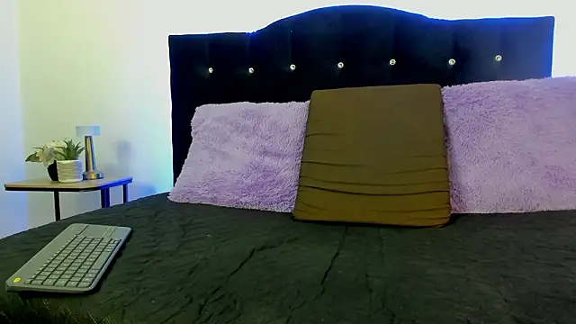 eren jeager online show from February 25, 2026, 1:15 am