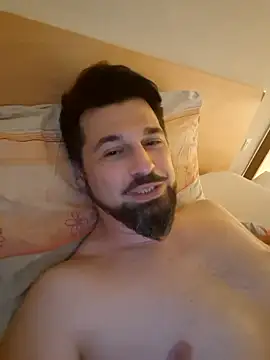 Snapshot of babayaga40 chatting on November 21, 2025, 12:54 am babayaga40 online show from November 21, 2025, 12:54 am