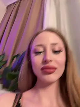 GraceSecrettt online show from April 3, 2026, 7:56 pm