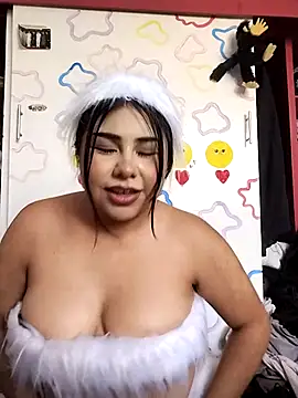 mimikaaaaa online show from November 25, 2025, 10:43 pm